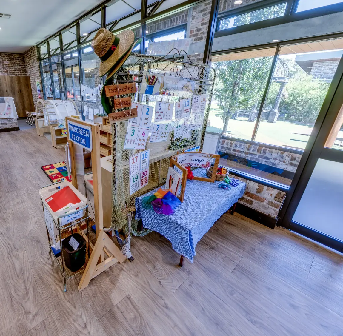 Friendship-building activities and early literacy play in the Amici room Horsley Park